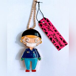 Doctor wearing mask pendant Necklace Brooche